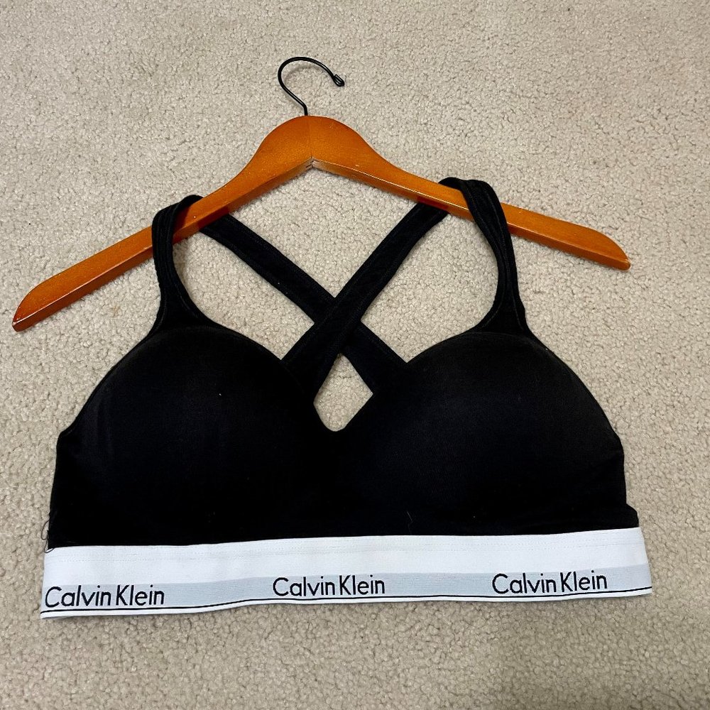Calvin Klein Sports Bra Size XL with Padding New Without Tags